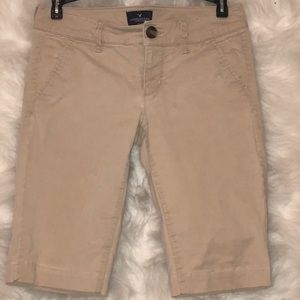 American Eagle Bermuda Khakis